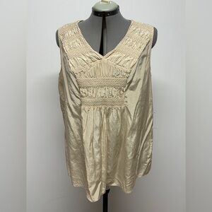 Coldwater Creek Cream Women’s sleeveless Smocked V neck Silk blend Blouse
